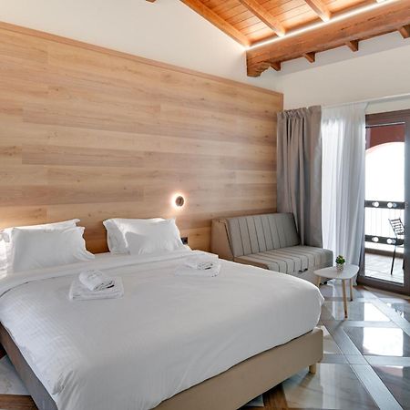 Z Hotel Ioannina Buitenkant foto