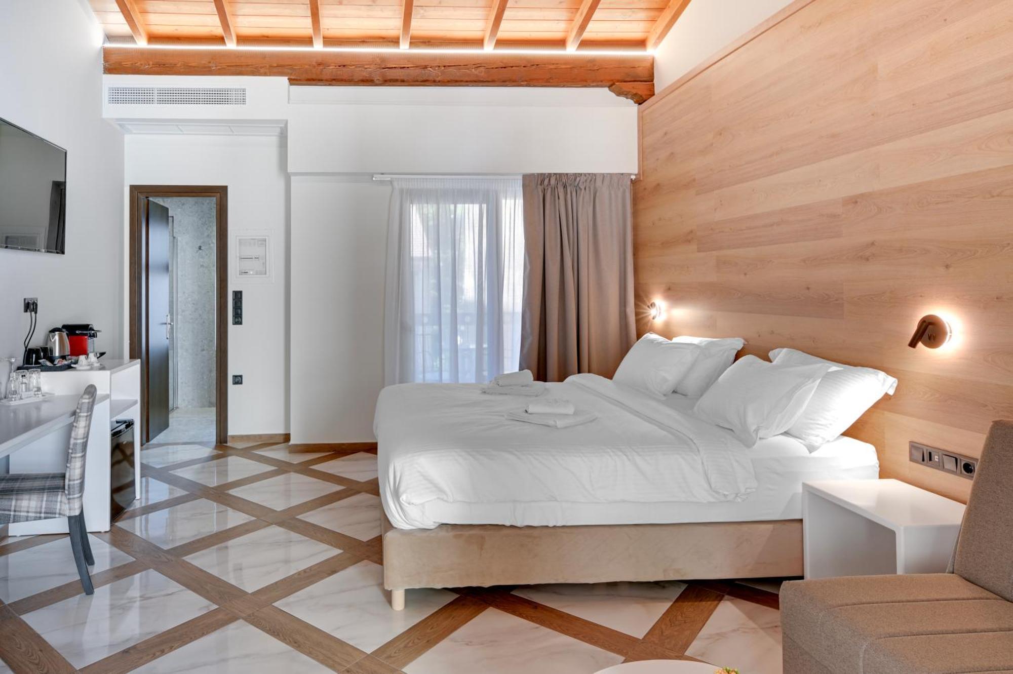Z Hotel Ioannina Buitenkant foto
