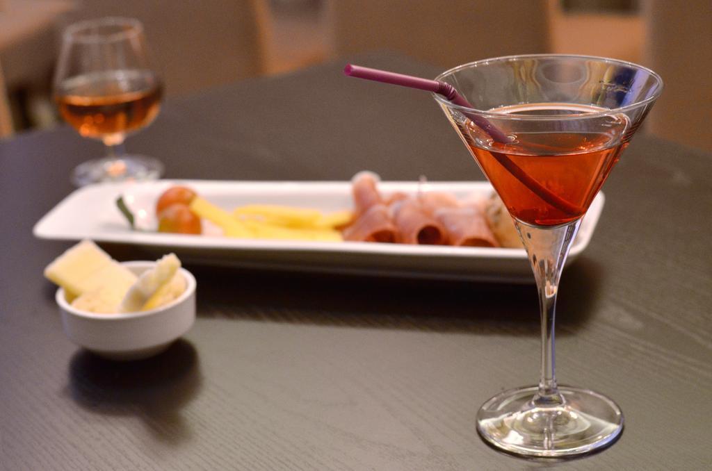 Z Hotel Ioannina Buitenkant foto